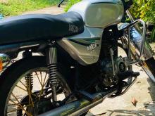https://riyasewana.com/uploads/bajaj-boxer-89592524462.jpg