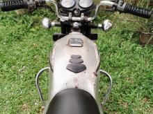 https://riyasewana.com/uploads/bajaj-boxer-92207058582.jpg