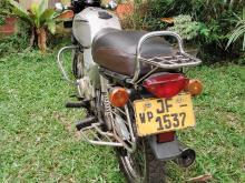 https://riyasewana.com/uploads/bajaj-boxer-92207068153.jpg