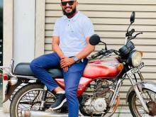 https://riyasewana.com/uploads/bajaj-boxer-9943026404.jpg
