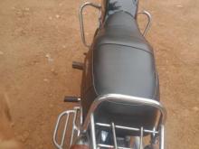 https://riyasewana.com/uploads/bajaj-boxer-at-261231526584.jpg