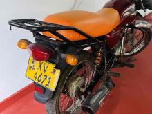 https://riyasewana.com/uploads/bajaj-boxer-bm100-3013282824442.jpg