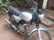 Bajaj Boxer 2004 Motorbike