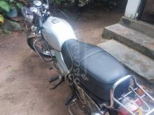 https://riyasewana.com/uploads/bajaj-boxer-ct-191017011374350.jpg