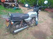 https://riyasewana.com/uploads/bajaj-boxer-ct-2516014713353.jpg