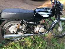 https://riyasewana.com/uploads/bajaj-boxer-s-2123343613254.jpg
