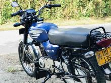 https://riyasewana.com/uploads/bajaj-boxer-s-257130724451.jpg