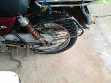 https://riyasewana.com/uploads/bajaj-boxer-s-88305813454.jpg