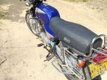 Bajaj Boxes 2003 Motorbike