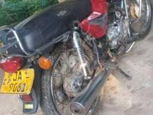 https://riyasewana.com/uploads/bajaj-boxsar-4211737493458.jpg