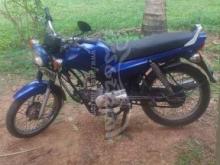 https://riyasewana.com/uploads/bajaj-byk-11150014495385.jpg