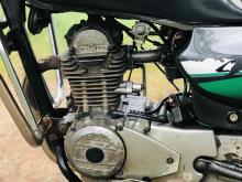 https://riyasewana.com/uploads/bajaj-caliber-115-108021124242.jpg