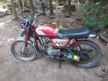 https://riyasewana.com/uploads/bajaj-cd100-301909306565.jpg