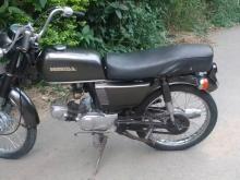 Honda CD90 1985 Motorbike