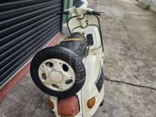 https://riyasewana.com/uploads/bajaj-classic-125-14153407479393.jpg