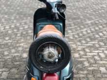 https://riyasewana.com/uploads/bajaj-classic-sl-2811214413854.jpg