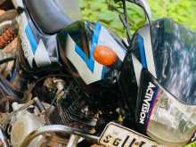 https://riyasewana.com/uploads/bajaj-ct-100-11007464393.jpg
