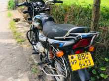 https://riyasewana.com/uploads/bajaj-ct-100-113471513423.jpg