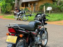 https://riyasewana.com/uploads/bajaj-ct-100-119112219965.jpg