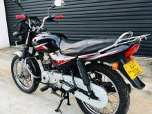 https://riyasewana.com/uploads/bajaj-ct-100-13848396643.jpg