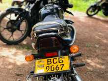 https://riyasewana.com/uploads/bajaj-ct-100-141946454542.jpg