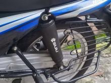 https://riyasewana.com/uploads/bajaj-ct-100-142139036344.jpg