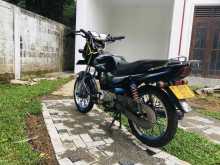 https://riyasewana.com/uploads/bajaj-ct-100-1422004722043.jpg