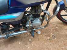 https://riyasewana.com/uploads/bajaj-ct-100-1514465822103.jpg