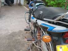 https://riyasewana.com/uploads/bajaj-ct-100-152217274393.jpg