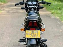 https://riyasewana.com/uploads/bajaj-ct-100-1610563724793.jpg