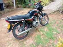 https://riyasewana.com/uploads/bajaj-ct-100-171446564842.jpg