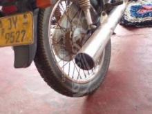 https://riyasewana.com/uploads/bajaj-ct-100-17150648475296.jpg