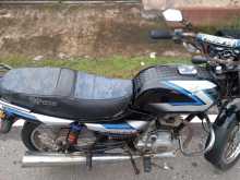 https://riyasewana.com/uploads/bajaj-ct-100-180102522823.jpg