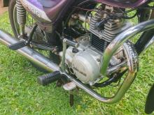 https://riyasewana.com/uploads/bajaj-ct-100-189374019915.jpg