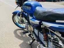 https://riyasewana.com/uploads/bajaj-ct-100-1914222822123.jpg