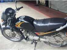 Kinetic Velocity 2006 Motorbike