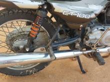 https://riyasewana.com/uploads/bajaj-ct-100-19949466984.jpg