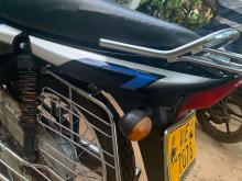 https://riyasewana.com/uploads/bajaj-ct-100-211203119413.jpg