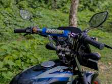 https://riyasewana.com/uploads/bajaj-ct-100-212132813634.jpg