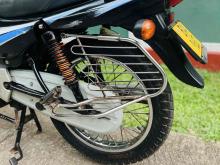 https://riyasewana.com/uploads/bajaj-ct-100-214171524143.jpg
