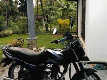 https://riyasewana.com/uploads/bajaj-ct-100-2214411024331.jpg