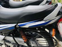 https://riyasewana.com/uploads/bajaj-ct-100-2217155524411.jpg