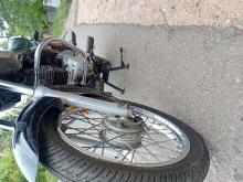 https://riyasewana.com/uploads/bajaj-ct-100-221928596896.jpg