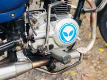 https://riyasewana.com/uploads/bajaj-ct-100-229473022513.jpg
