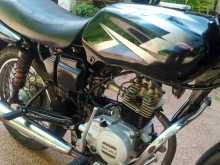 https://riyasewana.com/uploads/bajaj-ct-100-2315041913544.jpg