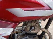 https://riyasewana.com/uploads/bajaj-ct-100-241923546715.jpg