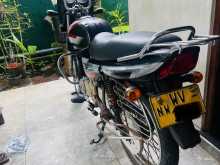 https://riyasewana.com/uploads/bajaj-ct-100-2512241513672.jpg
