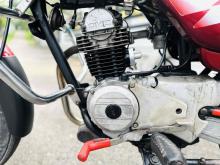 https://riyasewana.com/uploads/bajaj-ct-100-2515592824681.jpg