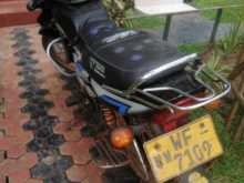 https://riyasewana.com/uploads/bajaj-ct-100-2519360213932.jpg