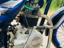 https://riyasewana.com/uploads/bajaj-ct-100-251951434503.jpg